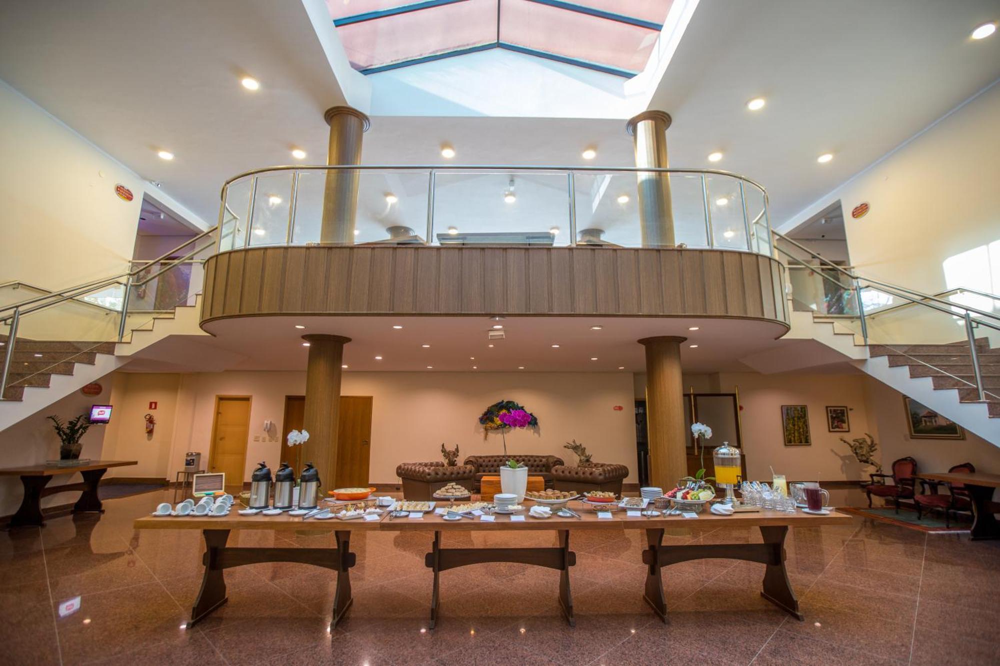 Hotel Villa Rossa São Roque エクステリア 写真